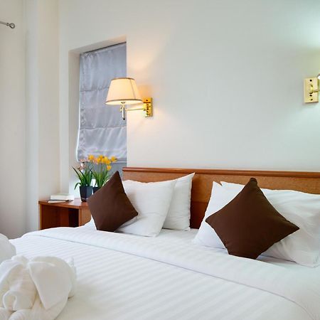 Kanchanaburi City Hotel Exterior photo