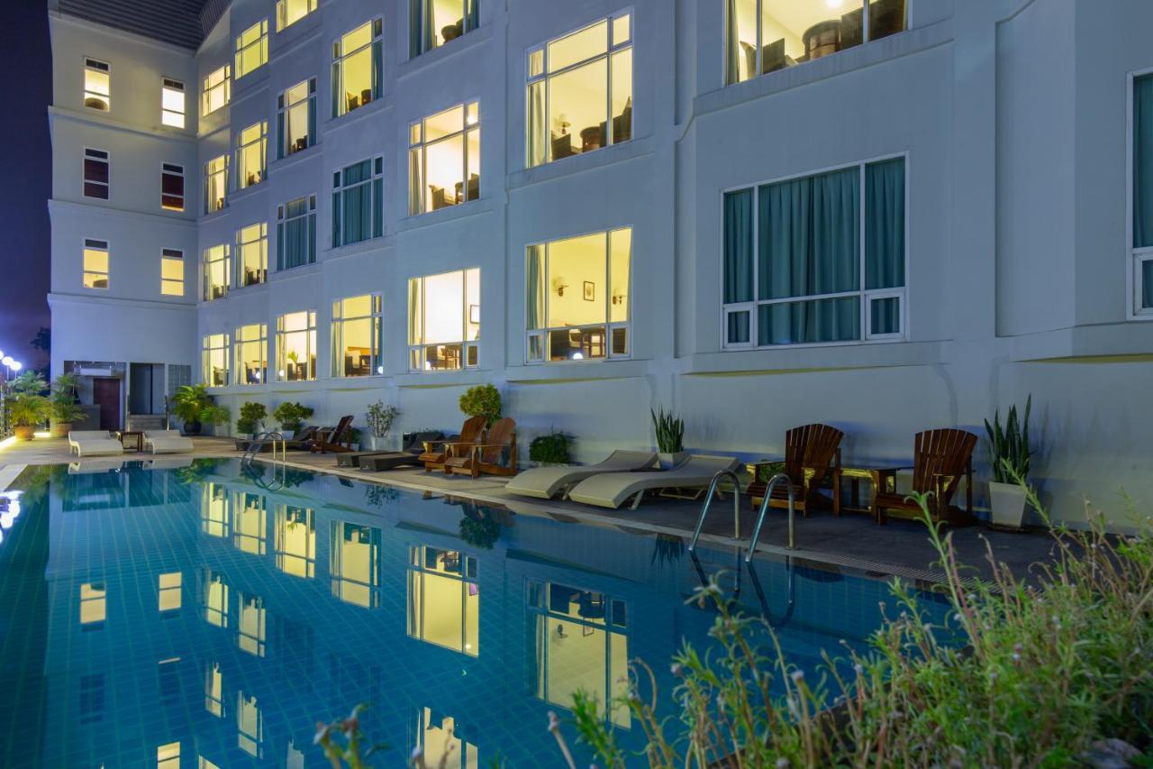 Kanchanaburi City Hotel - Sha Extra Plus Exterior photo