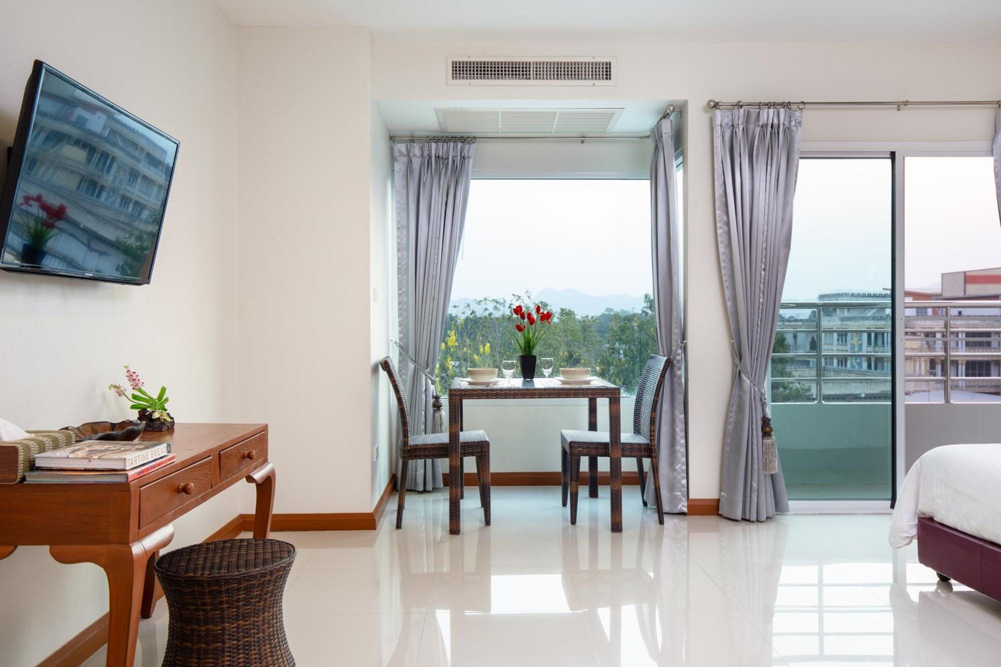 Kanchanaburi City Hotel Exterior photo