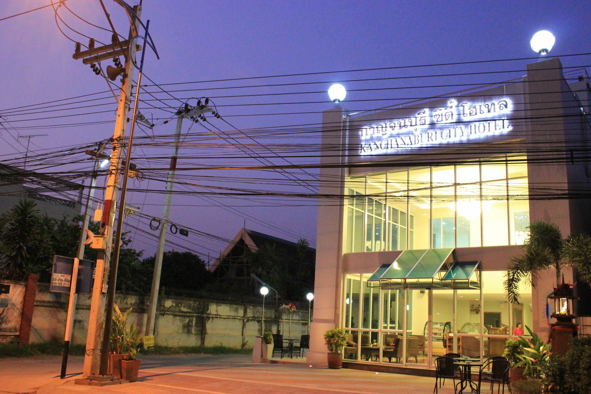 Kanchanaburi City Hotel Exterior photo