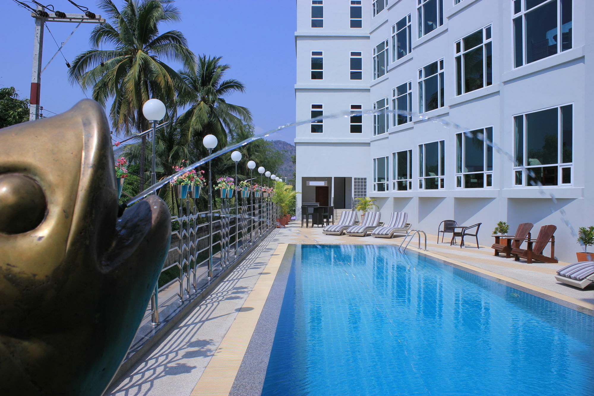 Kanchanaburi City Hotel Exterior photo