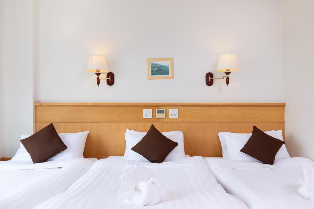 Kanchanaburi City Hotel Exterior photo